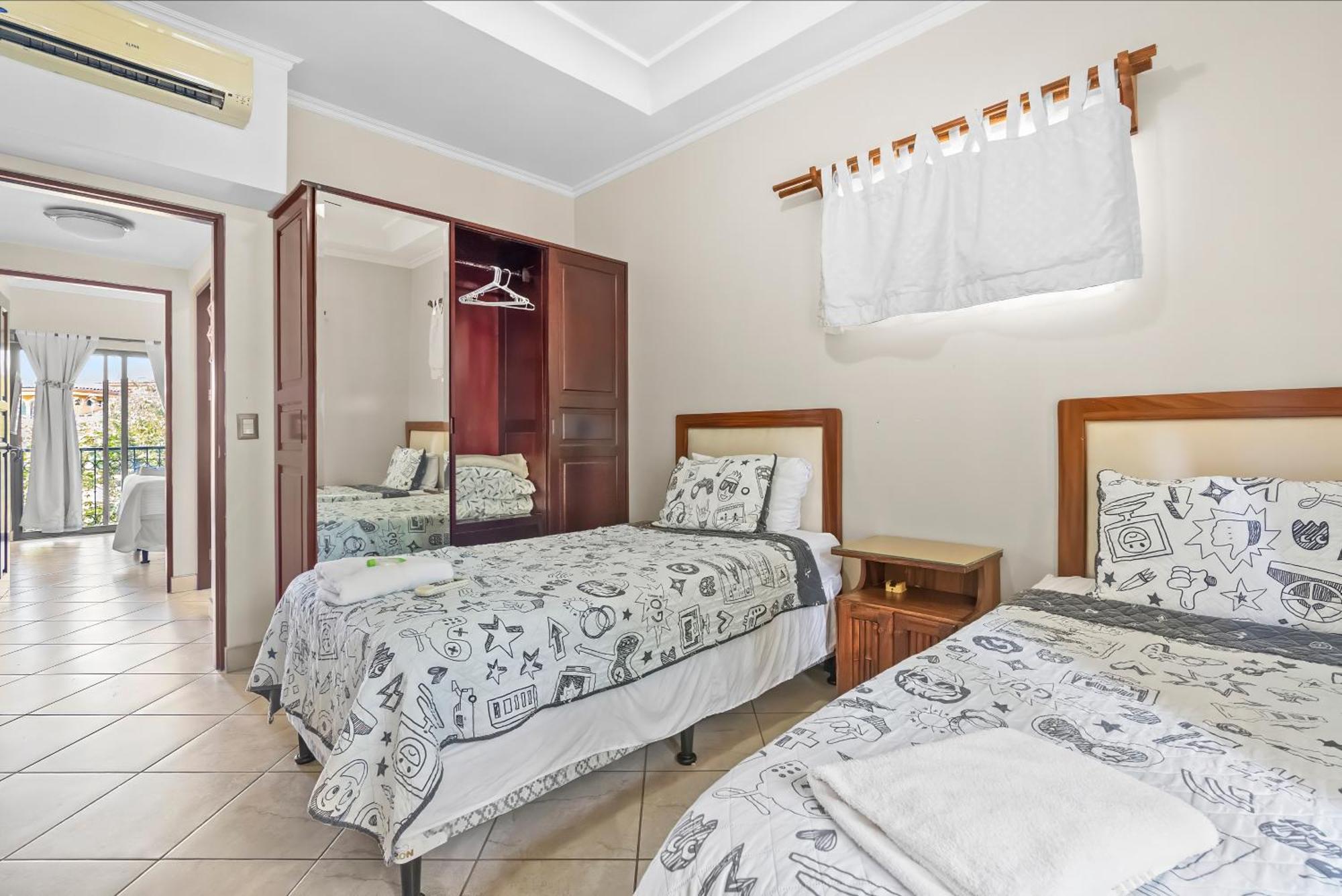 The Oaks Tamarindo Pool Front Condominiums Fast Wifi Екстер'єр фото